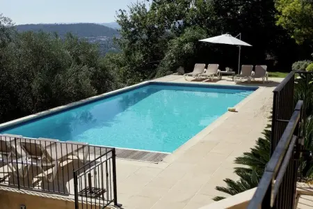 Villa Panoramique à Cabris, piscine 12x6m et terrain de pétanque : photo 7