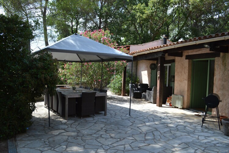 Jonila – Maison Fayence piscine privée 6 pers. - Photo 17