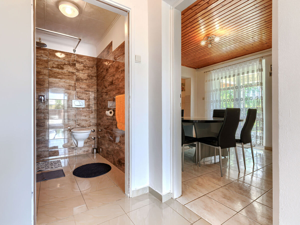 Maison Ve-Ma à Labin : 5 chambres, piscine privée - Photo 12