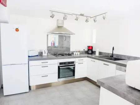 Le Mas Line – Apt 3 pièces, terrasse sud 60 m², piscine : photo 13