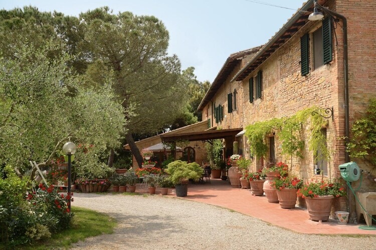 Ferme du XVIIe siècle avec piscine en Chianti - Photo 9