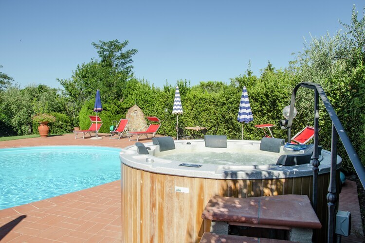Ferme du XVIIe siècle avec piscine en Chianti - Photo 11