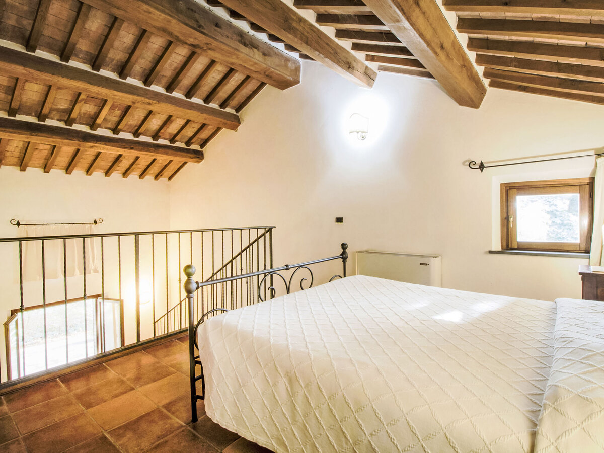 Gîte Montecorneo à Perugia, 2 niveaux avec piscine - Photo 12