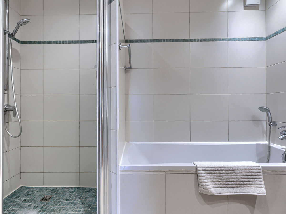 Diana, maison mitoyenne à Buje avec piscine - Photo 33