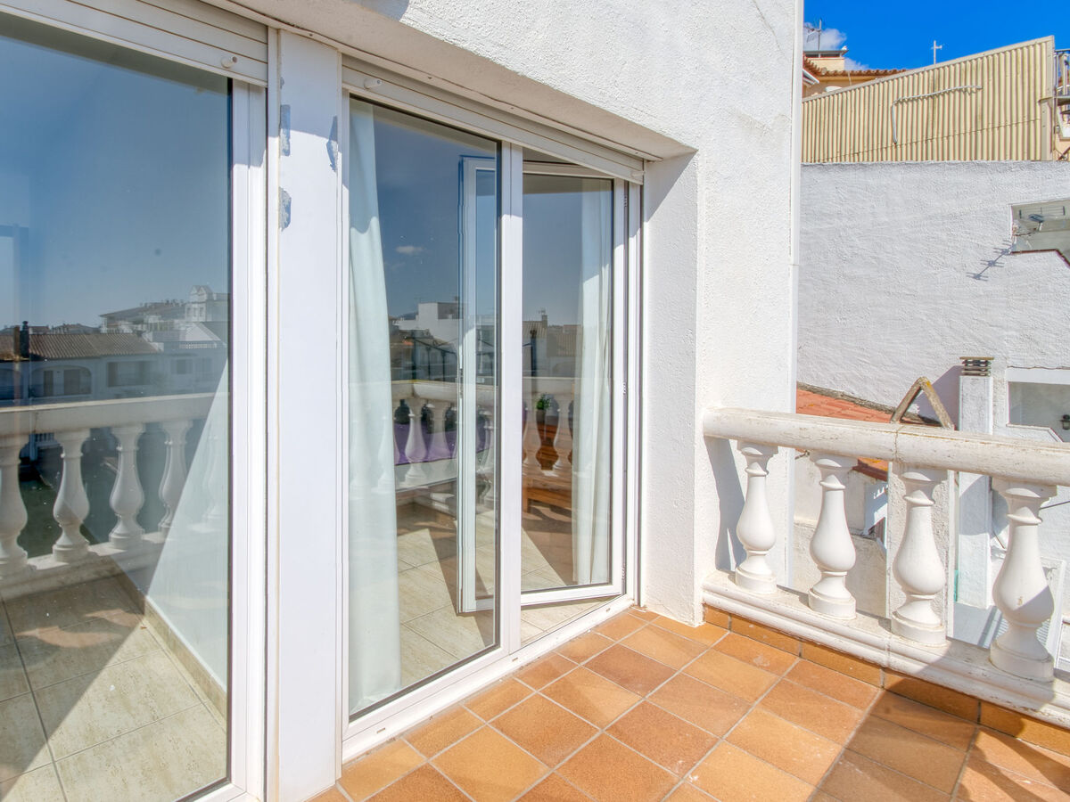 Appartement 75 m² avec terrasse vue canal, Empuriabrava - Photo 11