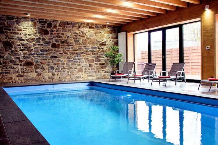 Pays des Sources : maison 8 chambres avec piscine couverte - Photo 2