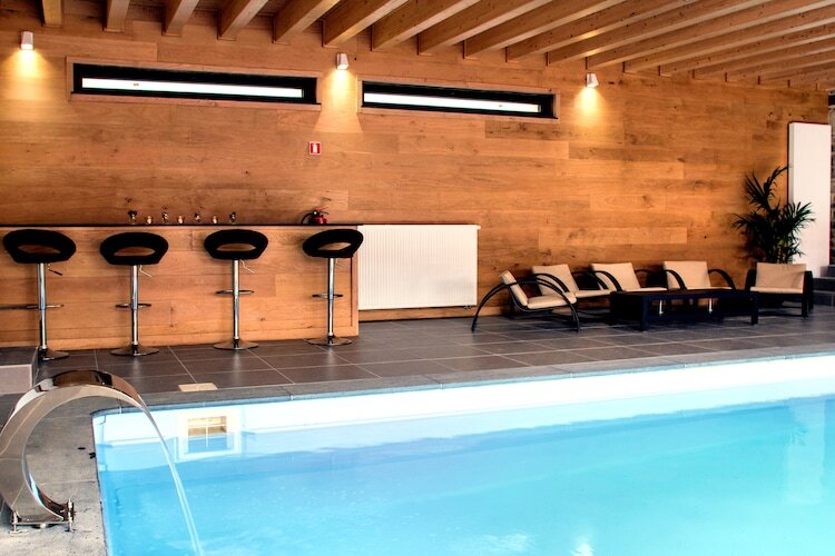 Pays des Sources : maison 8 chambres avec piscine couverte - Photo 9