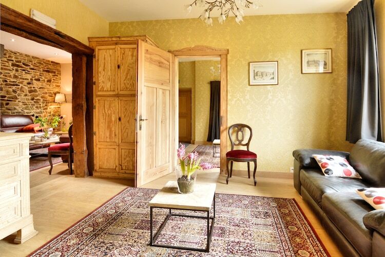 Pays des Sources : maison 8 chambres avec piscine couverte - Photo 13