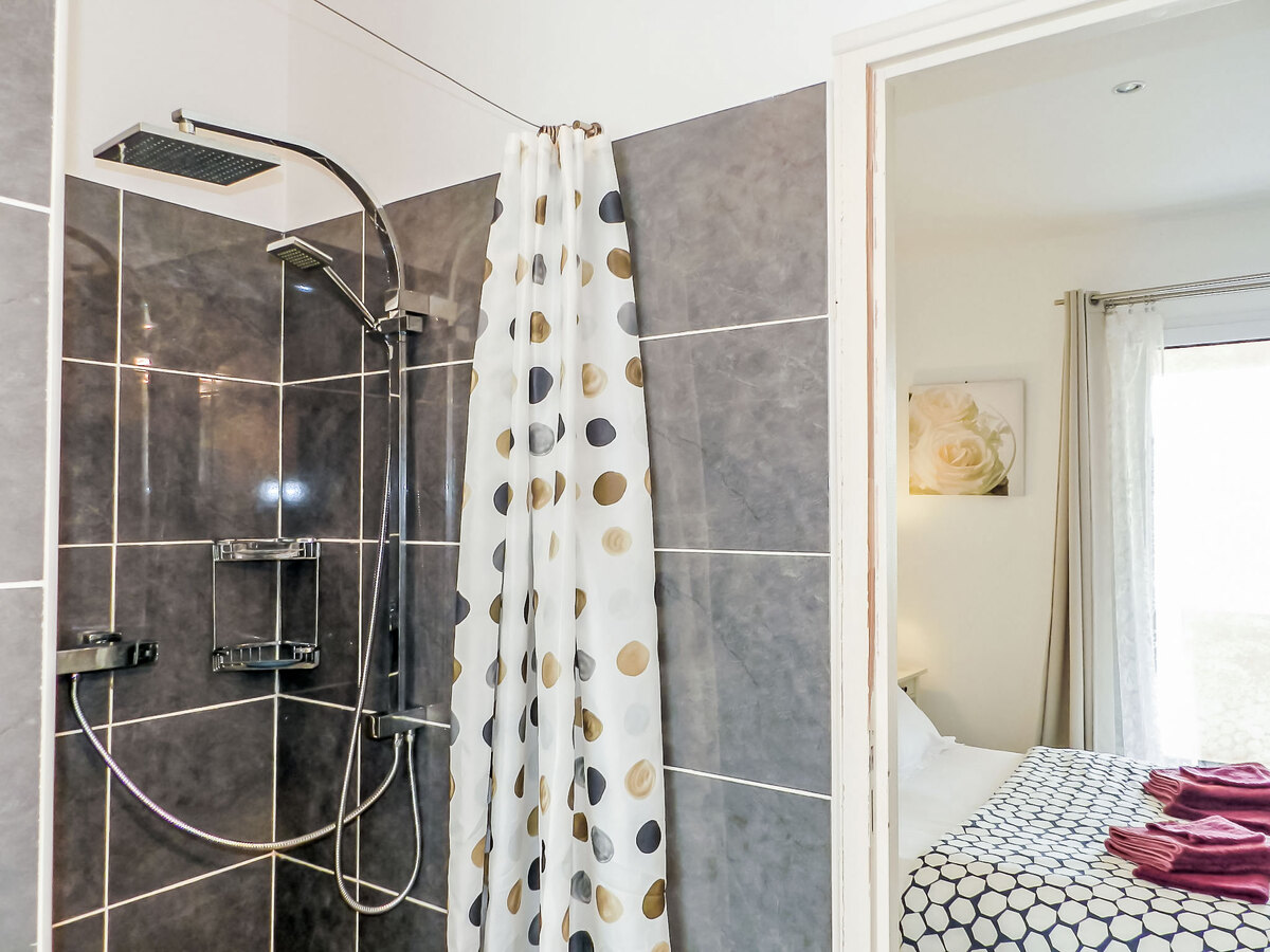 Villa Fidiamare : 175 m² pieds dans l'eau à Galéria - Photo 18