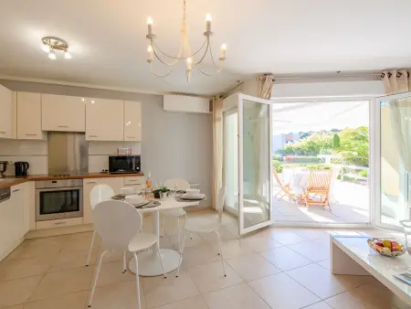 Les Rivages de L'Estérel, Appartement Saint-Raphaël : photo 8
