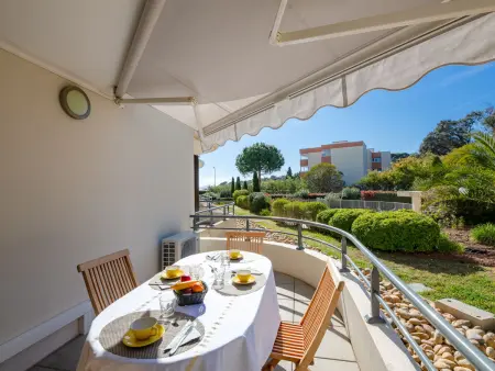 Les Rivages de L'Estérel, Appartement Saint-Raphaël : photo 9