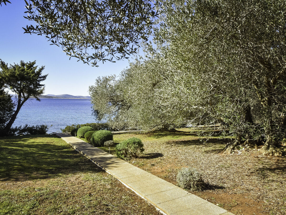 Maison Franka sur l'île de Pašman, 20 m de la mer - Photo 30
