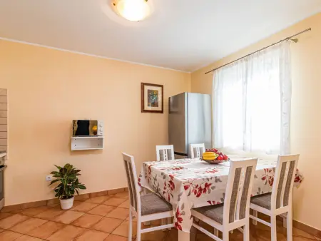 Maison Lara à Poreč avec piscine privée : photo 11