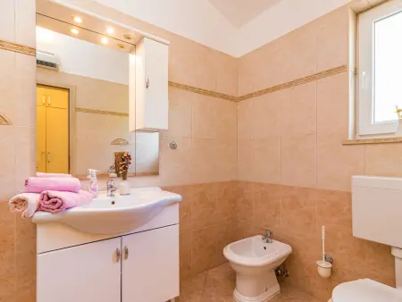Maison Lara à Poreč avec piscine privée : photo 18