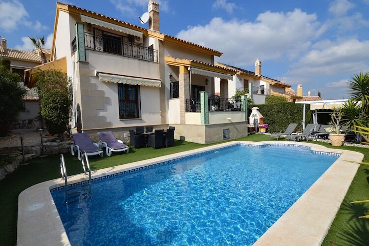 Villa Orange à Algorfa : 3 chambres, piscine privée - Photo 1