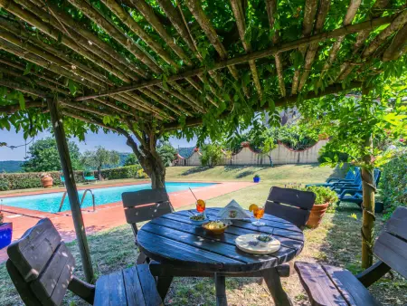 Pino di Sopra – Maison 170 m² avec piscine privée en Toscane : photo 6