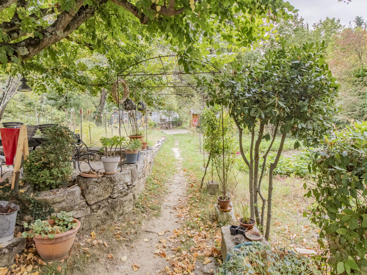 Gîte Marguerie – maison 19e rénovée, vue sur la vallée - Photo 20
