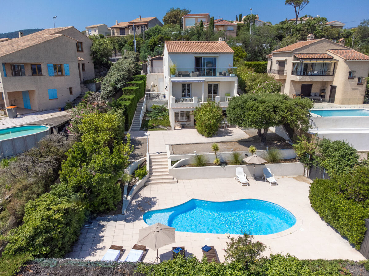 Villa Les 4 Vents – 10 pers., piscine & mer à 2 km - Photo 1