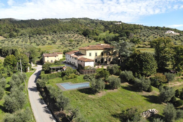 Villa dei Tarocchi, 8 pers., piscine et jardin - Photo 6