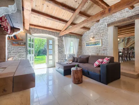 Maison Hrelja avec piscine privée à Rovinj : photo 4