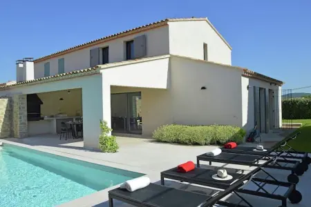 Villa Provatoux, 9 pers., piscine chauffée au pied du Ventoux : photo 6