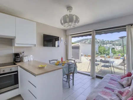 Appartement La Madrague d'Azur – terrasse, piscine, 200 m mer : photo 7