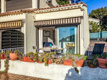 Appartement La Madrague d'Azur – terrasse, piscine, 200 m mer : photo 19
