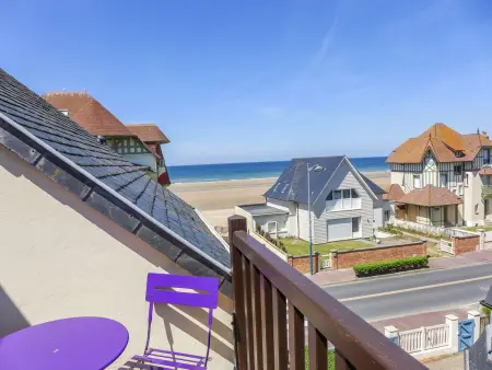 Appartement Kennedy à 15 m de la plage, Villers sur Mer : photo 12
