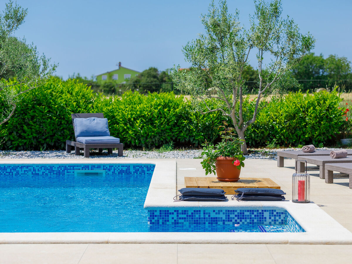 Maison Paula à Pula avec piscine privée - Photo 25