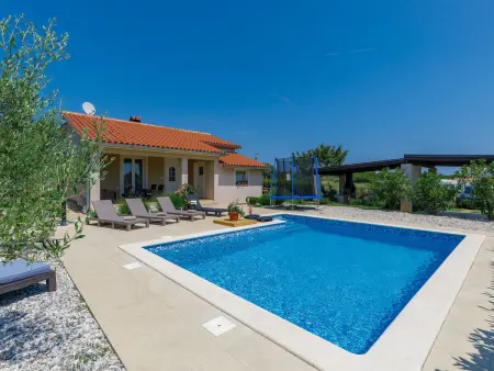 Maison Paula à Pula avec piscine privée : photo 17