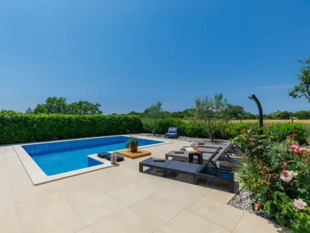 Maison Paula à Pula avec piscine privée : photo 18