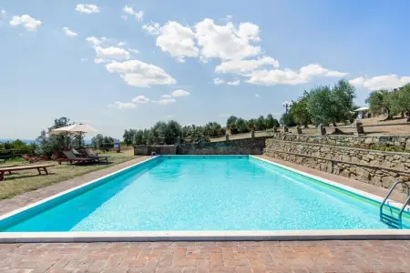Location maison à Capraia E Limite (fi), Maison de vacances confortable avec piscine