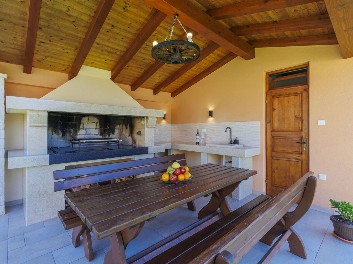 Maison Nina à Pula : 500 m de la plage - Photo 15
