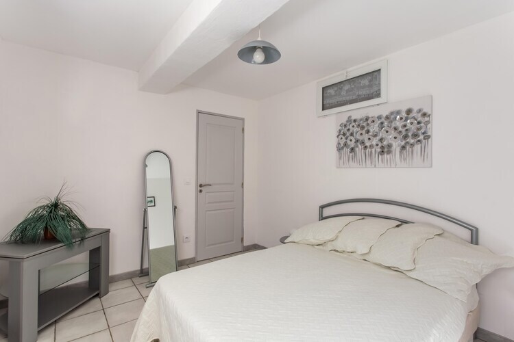 Maison 5 personnes, jardin 500m² à Berre-Les-Alpes - Photo 2