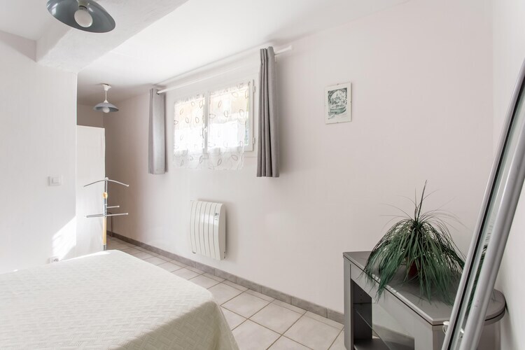 Maison 5 personnes, jardin 500m² à Berre-Les-Alpes - Photo 12