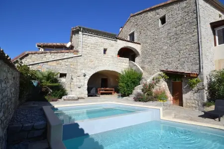 Location maison de vacances à Lanas