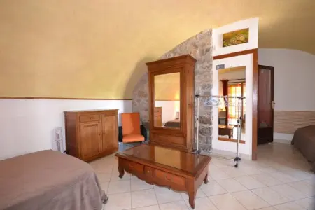 Maison familiale à Lanas avec piscine chauffée et trampoline : photo 20