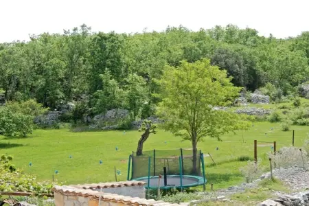 Maison familiale à Lanas avec piscine chauffée et trampoline : photo 21