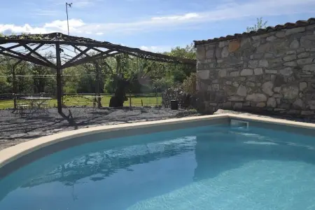 Maison familiale à Lanas avec piscine chauffée et trampoline : photo 22