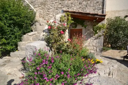 Maison familiale à Lanas avec piscine chauffée et trampoline : photo 38