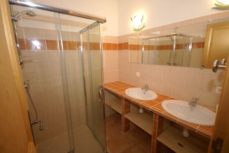 Maison 8 personnes sur colline boisée à Beaulieu - Photo 11