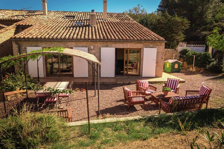 Villa 3 chambres avec piscine privée à Fraissé-des-Corbières - Photo 1