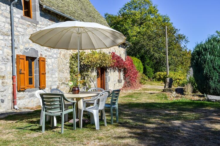 Maison Connor à Neuvéglise, 6 pers., terrasse et jardin - Photo 16