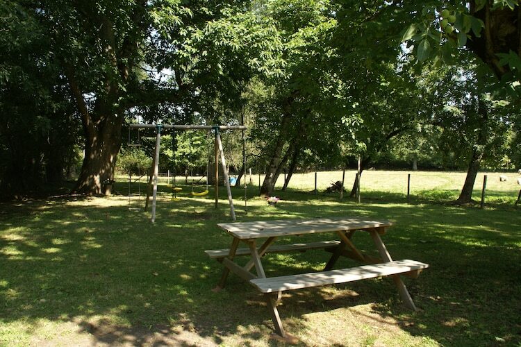 Maison de vacances Saint-Merd-la-Breuille, jardin clôturé - Photo 11