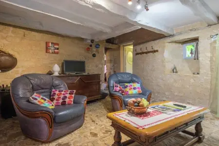 Maison 6 personnes piscine privée à St-Jory-las-Bloux : photo 10