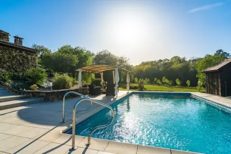 Maison de vacances Salles de Belvès, Havre de paix au bord de la piscine à Salles - Photo 9