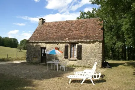 Maison 1 chambre avec jardin privé à Berbiguières : photo 5