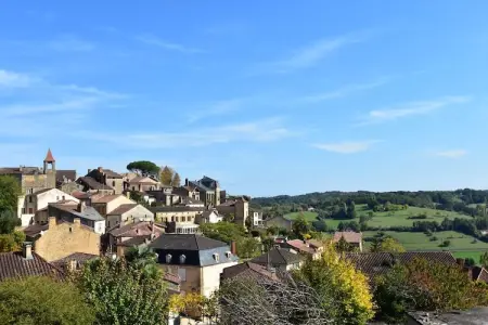 Maison 1 chambre avec jardin privé à Berbiguières : photo 21
