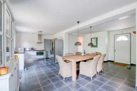 Villa Sainte Foy de Longas, Villa en Aquitaine avec Piscine et BBQ - Photo 2