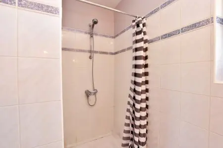Maison piscine privée Loubéjac, 2 chambres : photo 13